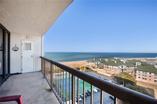 Listing photo 2 for 3288 Page Ave Unit 1103, Virginia Beach VA 23451