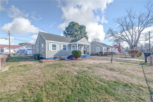 view of front of house with a front yard