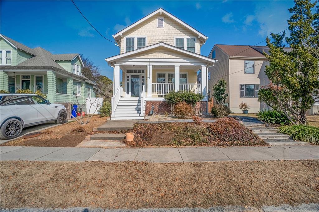 view of front of home with a porch