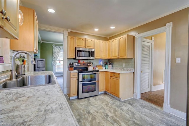 kitchen with sink, crown molding, appliances with stainless steel finishes, backsplash, and light brown cabinetry