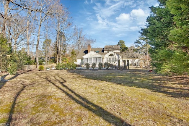 view of front of house with a front yard