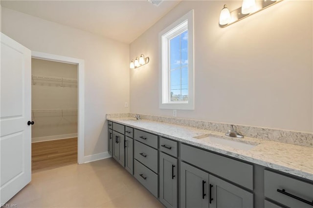 bathroom with vanity