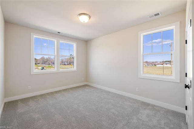 view of carpeted spare room