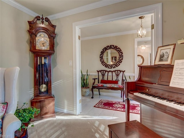 living area with an inviting chandelier, ornamental molding, and light tile patterned flooring