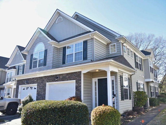 view of front facade featuring a garage