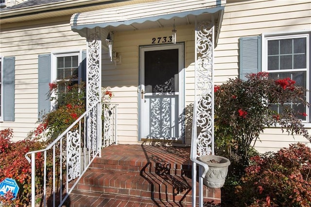 view of doorway to property