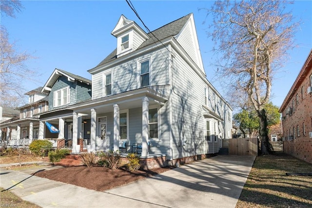 view of front of property with covered porch