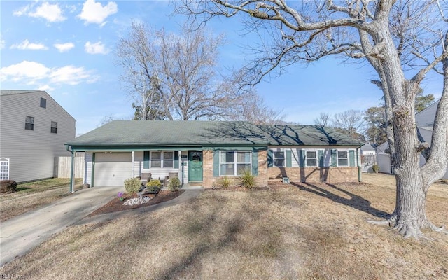 single story home featuring a garage