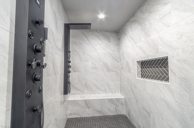1825 Broadstreet Rd, Hampton, VA 23666 - bathroom featuring a tile shower