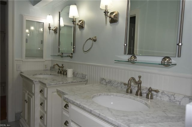 bathroom with vanity