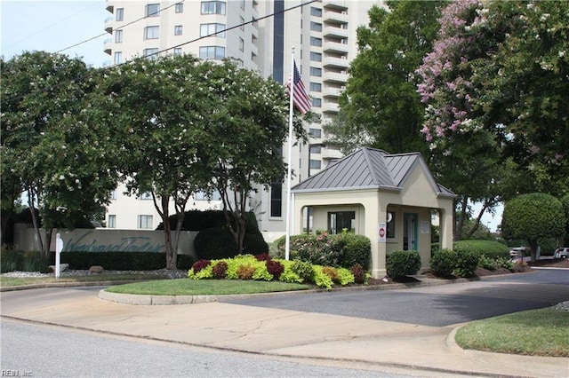 view of building exterior