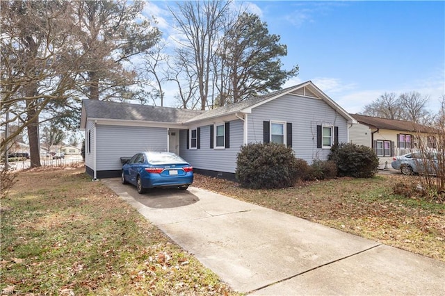 view of front of home with a front lawn