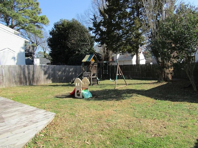 view of yard featuring a playground