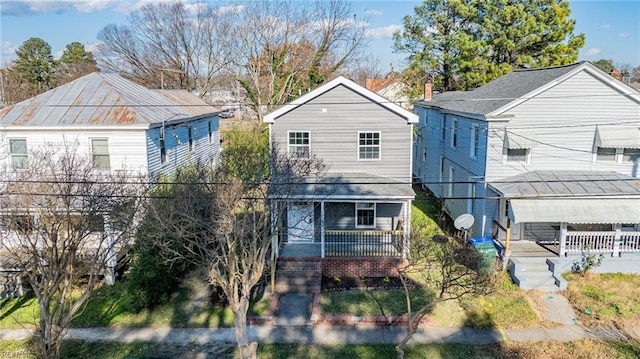 view of front of home with covered porch