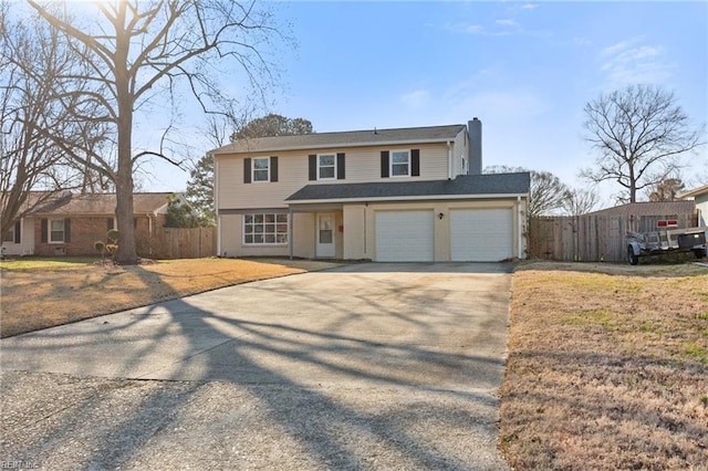 view of front property featuring a garage