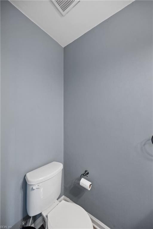 bathroom featuring toilet