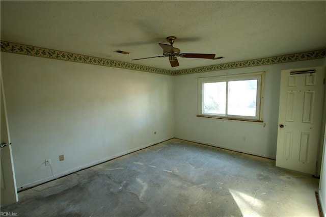 unfurnished room featuring ceiling fan