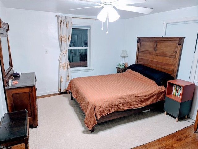 bedroom with ceiling fan