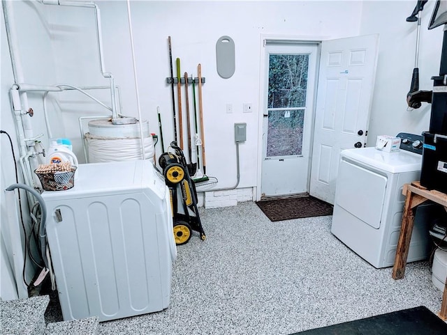 laundry room featuring independent washer and dryer