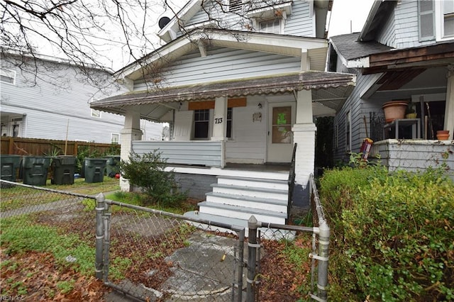 view of front of house featuring a porch