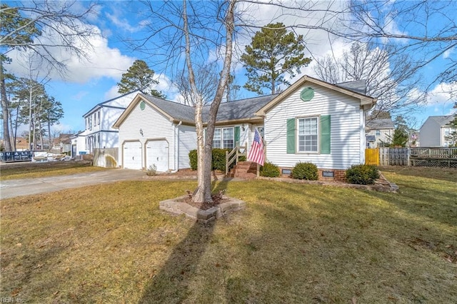 view of front facade featuring a garage and a front yard