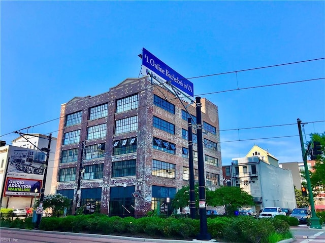 view of building exterior