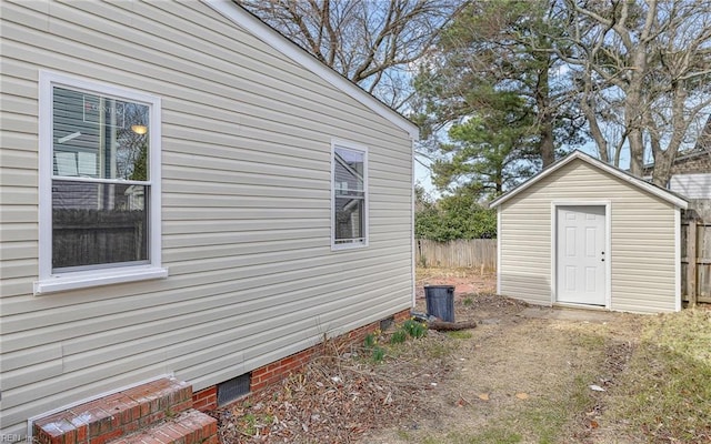 exterior space featuring fence