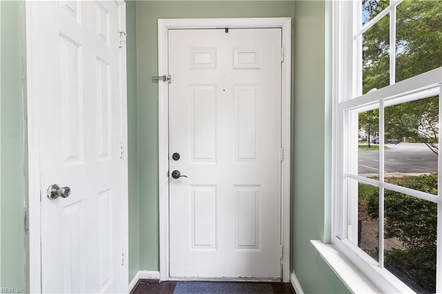 107 Marshall Way Unit J, Williamsburg, VA 23185 - doorway featuring baseboards