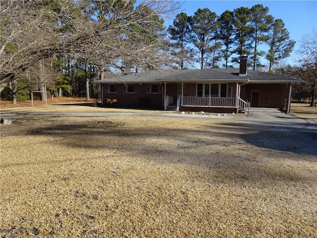 view of front of home featuring a porch