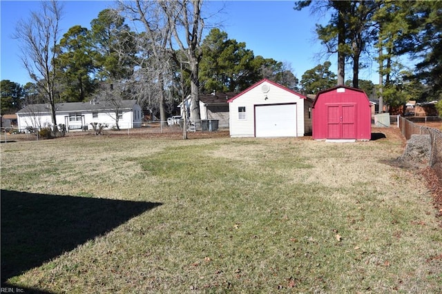 view of yard with a storage shed