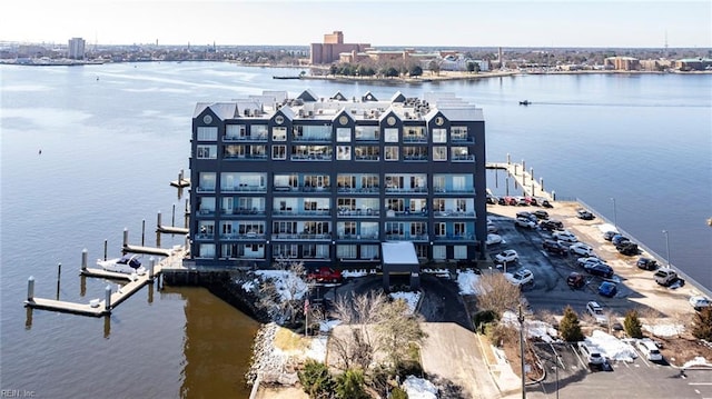 bird's eye view with a water view