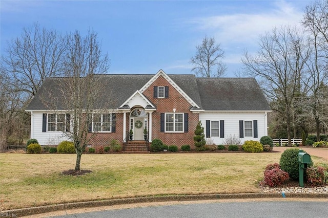 view of front facade with a front lawn