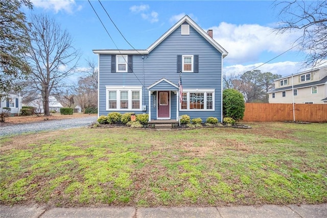 view of front of property with a front yard