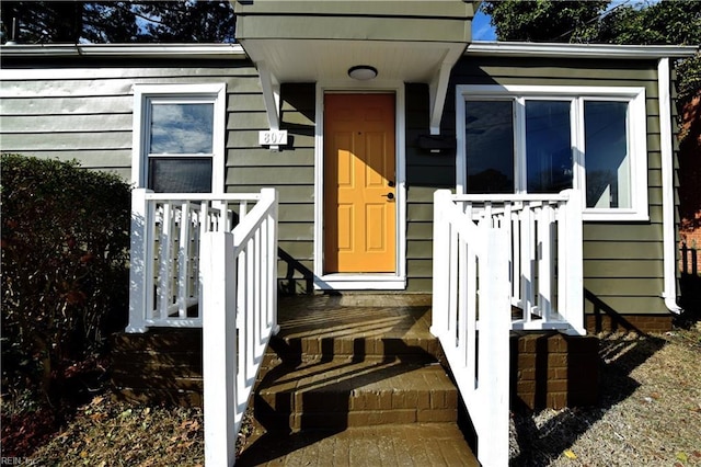 view of property entrance