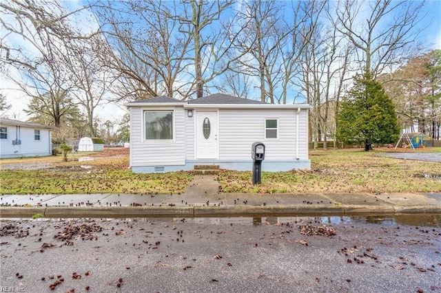 exterior space with crawl space