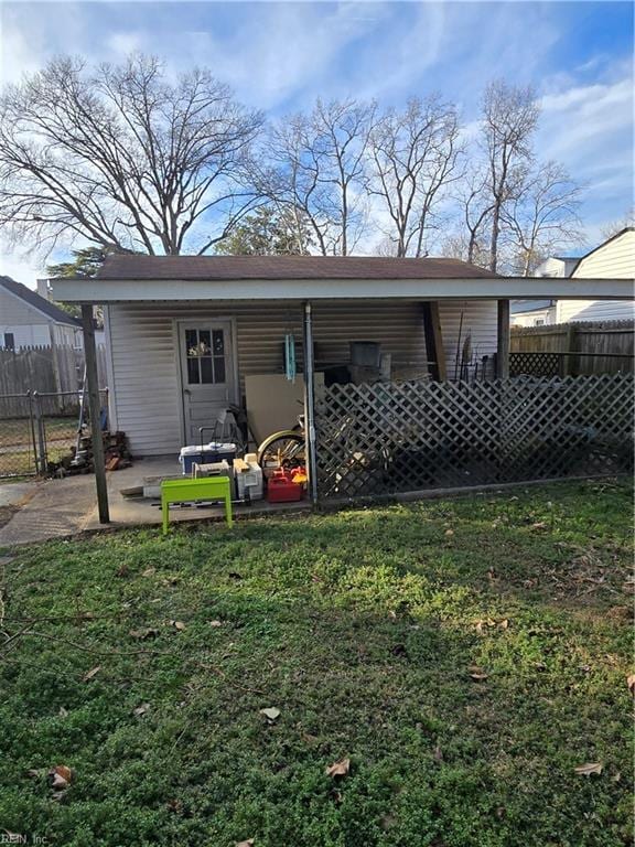 exterior space with fence