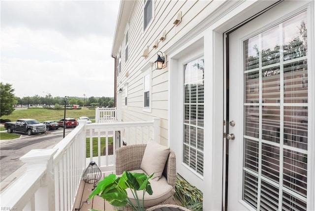 balcony featuring a porch