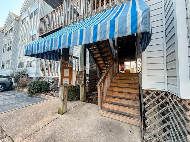 view of entrance to property