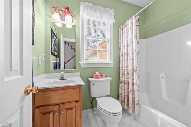 full bath featuring shower / tub combo with curtain, vanity, toilet, and tile patterned floors