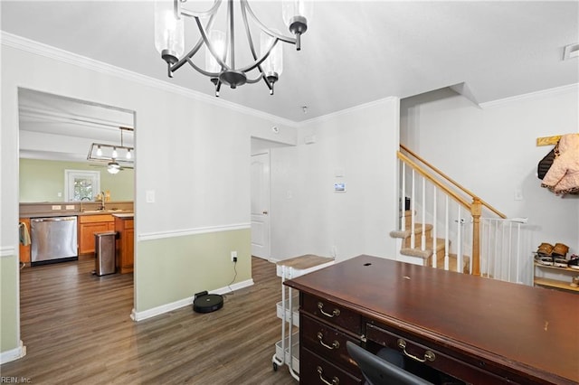 home office featuring crown molding, visible vents, dark wood-type flooring, a chandelier, and baseboards