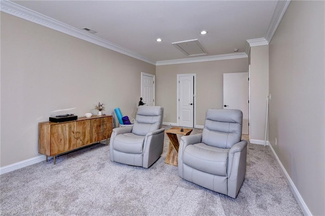 living area featuring carpet, visible vents, and baseboards