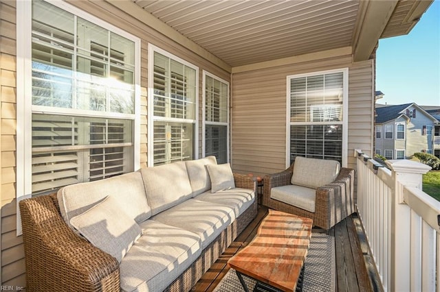 balcony featuring an outdoor hangout area