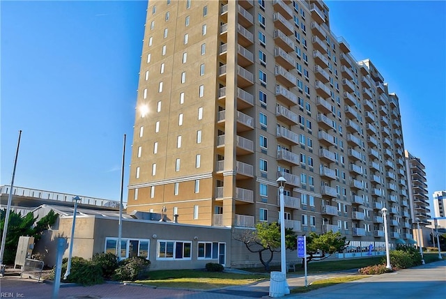 view of building exterior