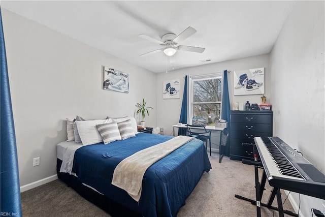 bedroom featuring ceiling fan, visible vents, baseboards, and light colored carpet