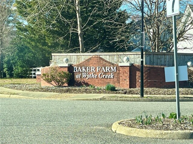 323 Vista Point Dr, Hampton, VA 23666