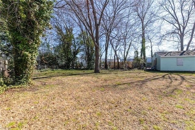 view of yard featuring fence