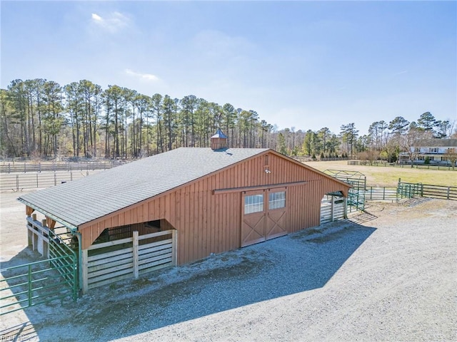 view of outdoor structure with an outdoor structure and an exterior structure