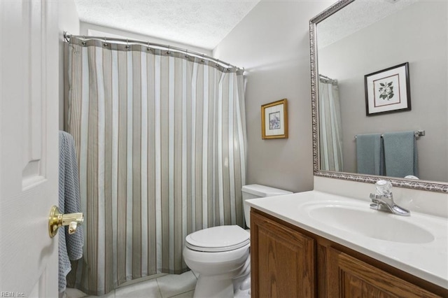 full bathroom with a shower with curtain, a textured ceiling, toilet, and vanity