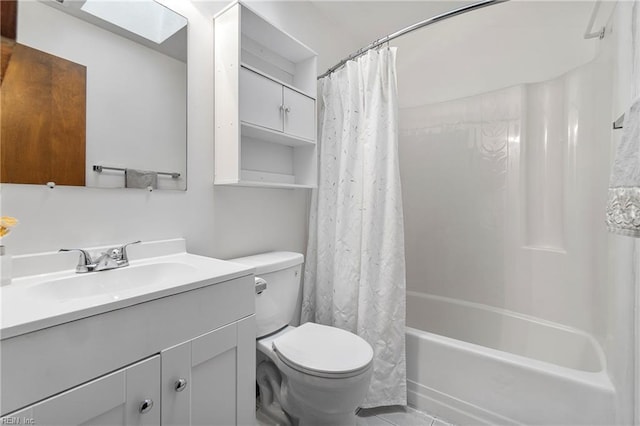 full bathroom with shower / bathtub combination with curtain, toilet, and vanity