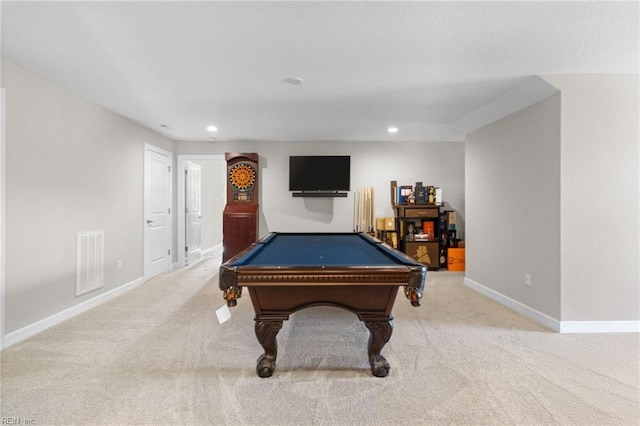 playroom with carpet floors, recessed lighting, visible vents, and baseboards